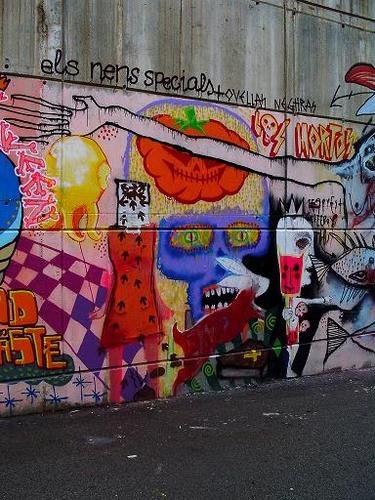 Els nens specials Ovellas Neghras_graffiti colaboracion_Outon