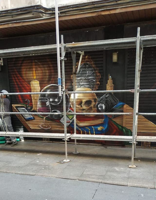 Bar 13 Coruña_mural de Outon