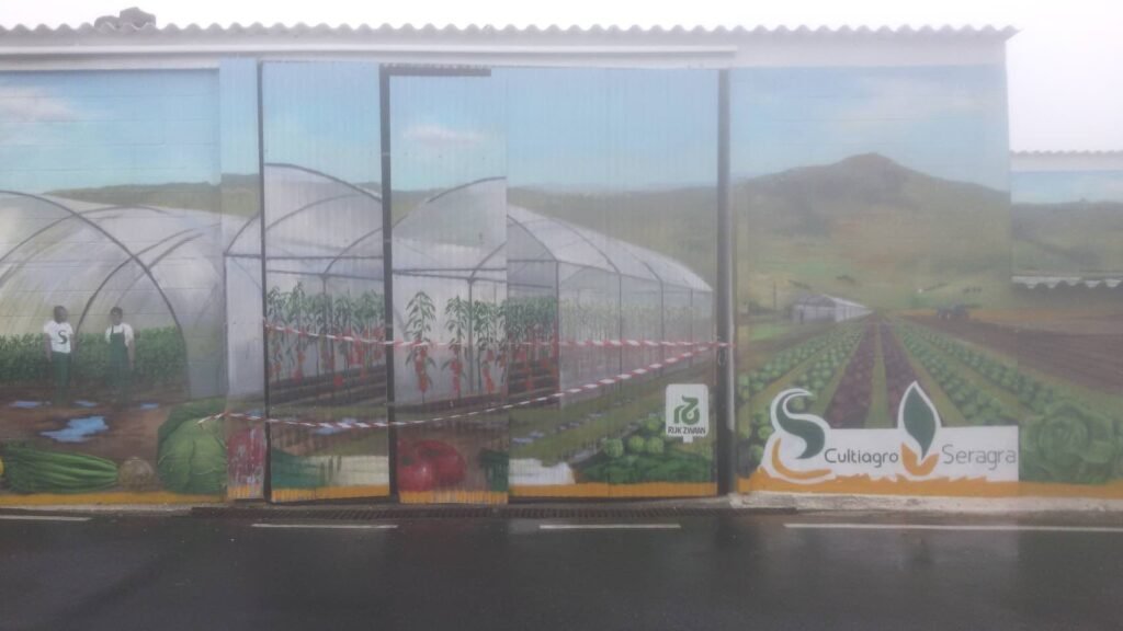 Cultiagro Laracha_mural final_portal roto_Outon