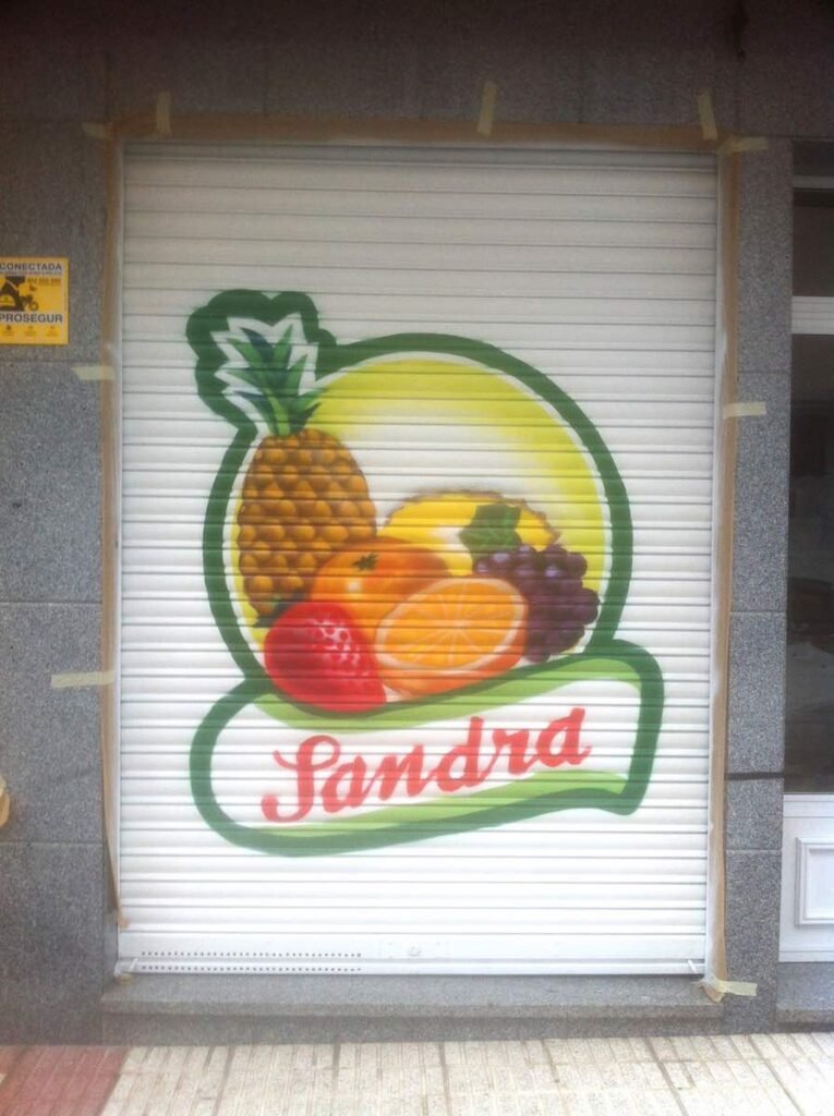 Tutti Frutti_Fruteria Sandra Laracha mural Pablo Outon
