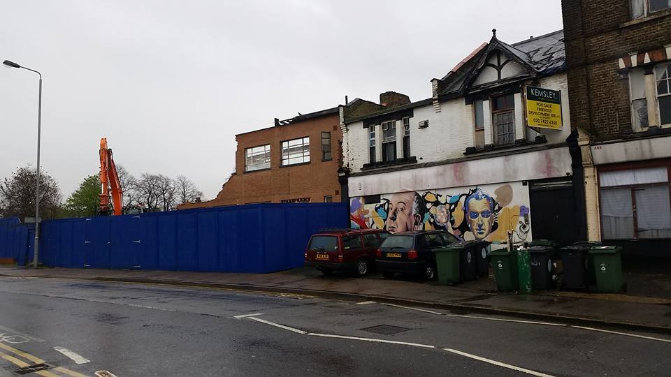 Graffiti art Alfred Hitchcock Vertigo_Leytonstone London_Pablo Outon_491 Gallery